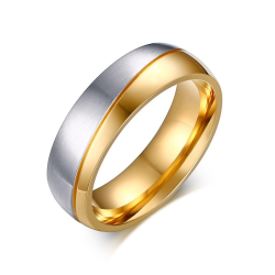 Argollas de matrimonio franja dorada y zirconias en acero inoxidable