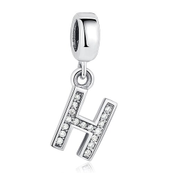 Dije con collar de letra inicial en plata