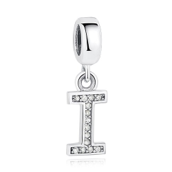 Dije con collar de letra inicial en plata
