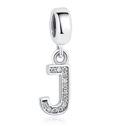 Dije con collar de letra inicial en plata