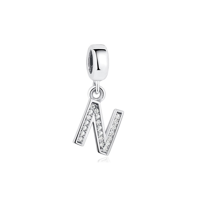 Dije con collar de letra inicial en plata
