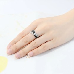 Anillo dos bandas entrelazadas en plata