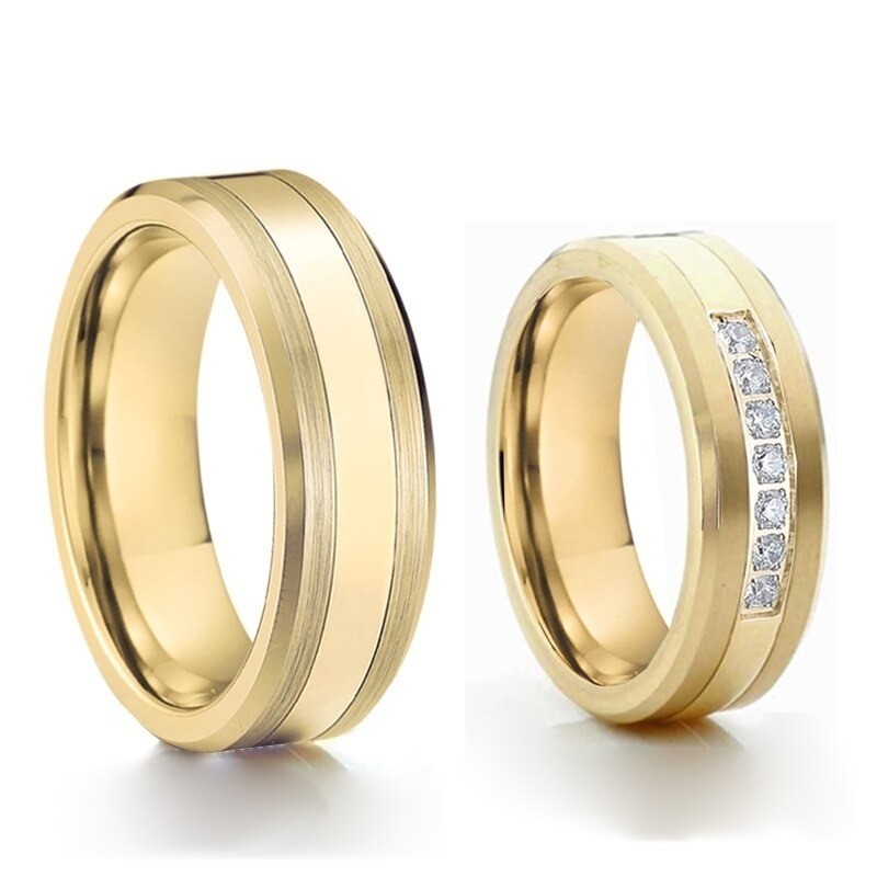 Argollas de matrimonio en tungsteno doradas