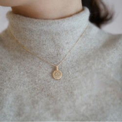 Collar con dije vintage piedra lunar en plata