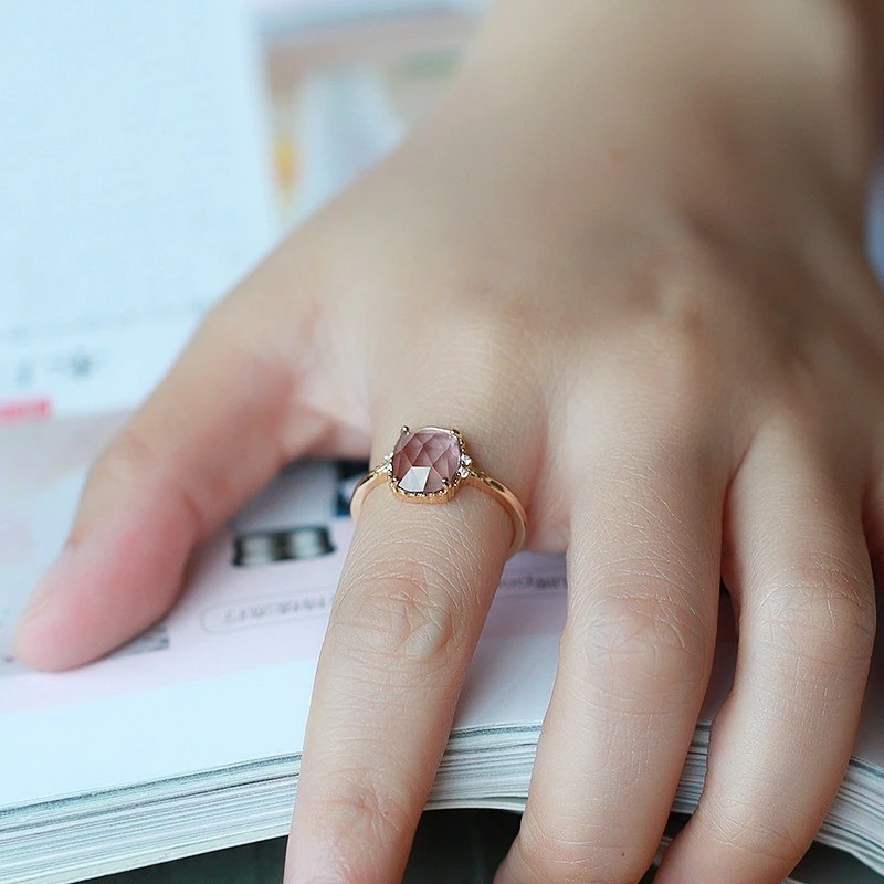 Anillo de compromiso estilo vintage con amatista en plata