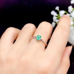 Anillo de compromiso en plata con esmeralda - anillo para boda en plata