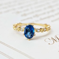 Anillo de compromiso en plata y baño de oro - Anillo en forma de tiara