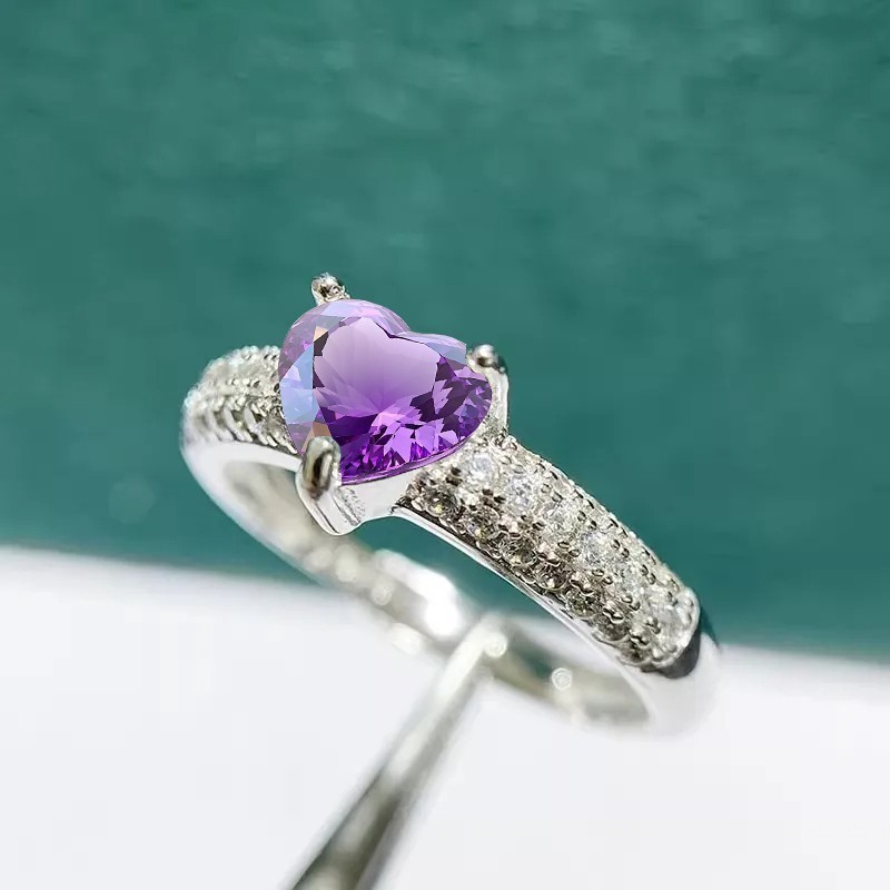 Anillo de compromiso en plata con amatista amor púrpura