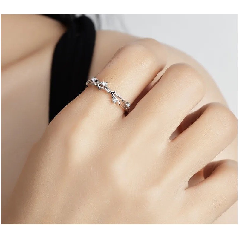 Anillo de compromiso en plata con moissanita - anillo para boda en plata