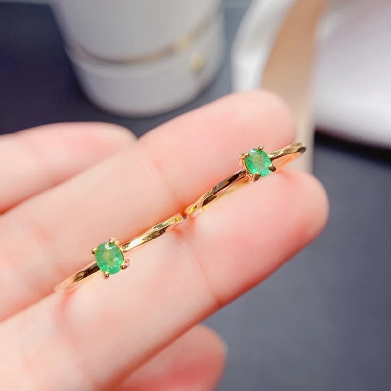 Anillo de compromiso en plata con esmeralda - anillo para boda en plata