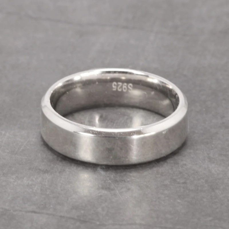 Argolla en plata para hombre - argolla clásica plateada - joyas en plata