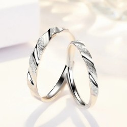 Argollas de matrimonio nexo esmerilado en plata